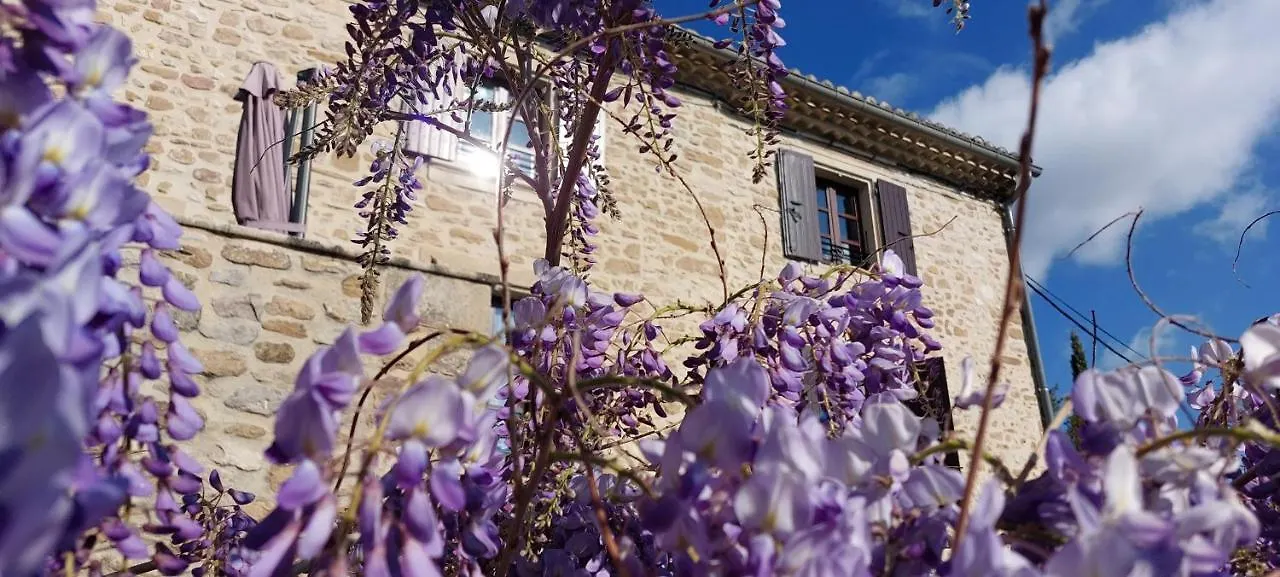 La Maison Wisteria Saint-Pantaléon-les-Vignes Couette-café